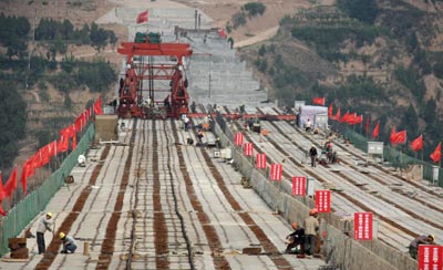 山西至陕西闻合高速公路加紧建设 <BR>