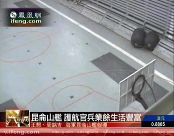 中国海军最大战舰神秘舱内景象曝光(组图)