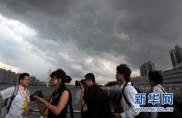 台风“灿都”已在广东吴川登陆 预计今晚进入广西