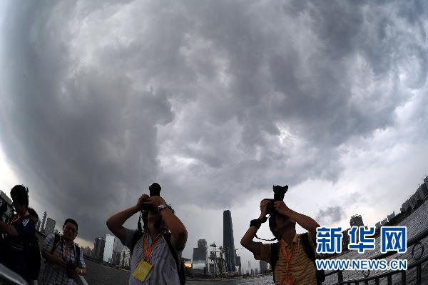 台风“灿都”已在广东吴川登陆 预计今晚进入广西