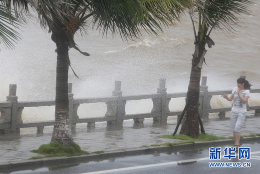 台风“灿都”广东吴川沿海登陆