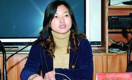 浙江原温州瓯海区委书记谢再兴杀害情妇案明天