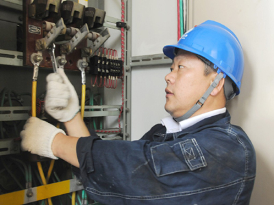 河南淅川：近三十万受灾群众已被妥善安置