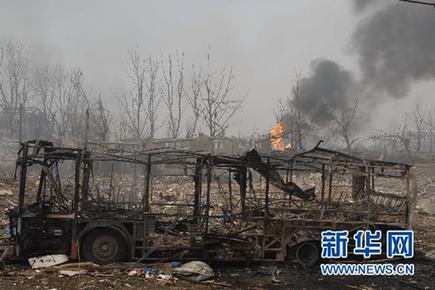 10时10分南京市一工厂发生爆炸 死伤人数不明
