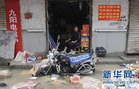 舟曲县个体商户逐步恢复营业
