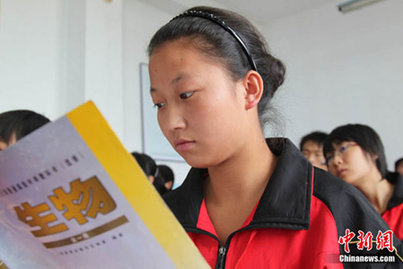全国中小学开学 受灾地区学生如期走进课堂