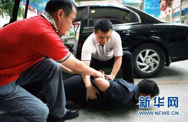 北京刑警全员培训抓捕实战技能