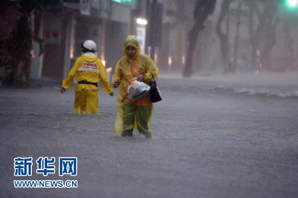 台风“凡亚比”登陆台湾(图)