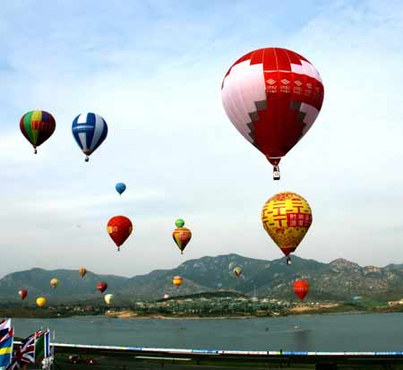 2010中国国际航空体育节表演精彩纷呈（二）