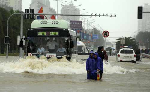 海南强降雨已安全转移64000多人