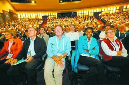 国外名校课程视频风靡网络 可能冲击我国教育