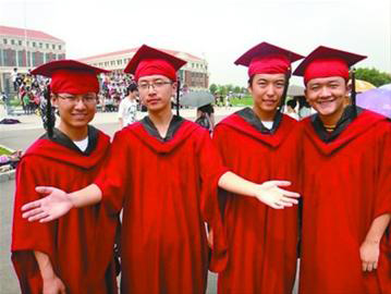 大学生配音小组爆红:给力等热词均出自其口(图)