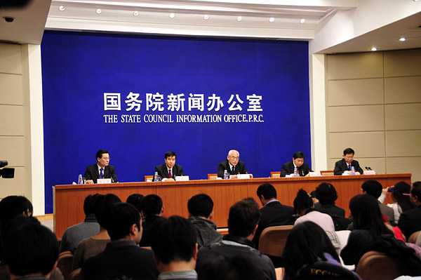 中国首份反腐白皮书:反腐取得积极成效 公众满意度平稳上升