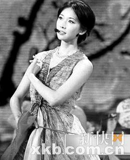 林志玲成春晚史上最贵“花瓶”