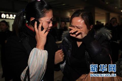 中国政府派出的首架民航包机自利比亚飞抵北京