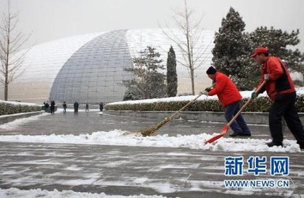 北京迎来今冬最长最大降雪(组图)