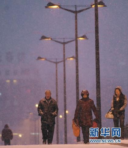 喜迎春雪 我国中东部地区持续降雪