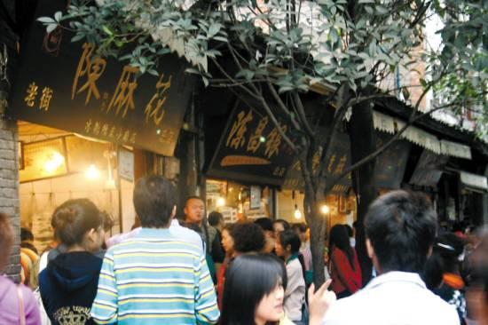 走红色线路 看红色经典 红色旅游渐入佳境