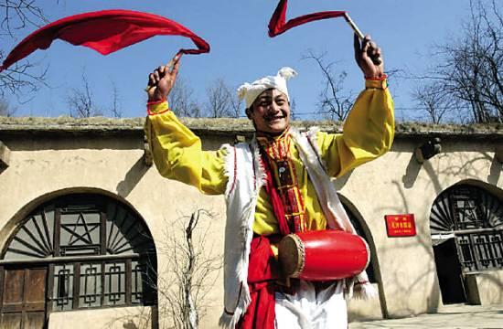 走红色线路 看红色经典 红色旅游渐入佳境