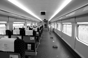 京沪高铁运行试验耗时4小时48分 运行平稳噪音低