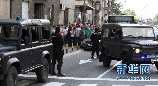 姆拉迪奇被押至海牙移交前南刑庭