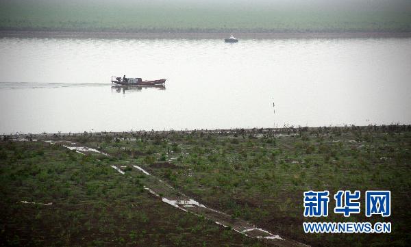 江西中北部普降大雨 鄱阳湖水位逐步回升