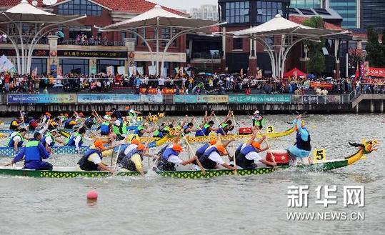 各地喜迎中国传统节日端午节