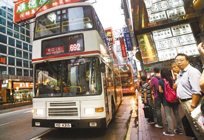 香港巴士公司以“倒闭”要挟港府