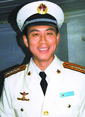 权威消息称李晓岩被定为瓦良格号首任舰长(图)