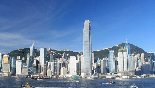中国十佳优质生活城市评出 香港居首