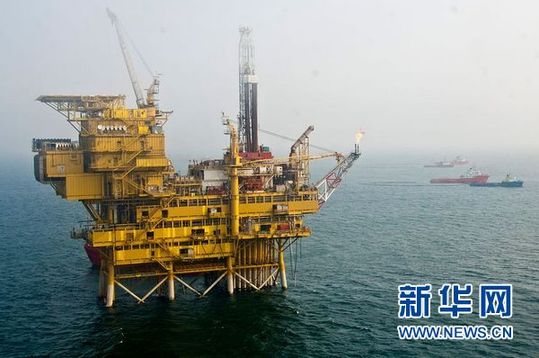 蓬莱19-3油田B平台海底出现新溢油点