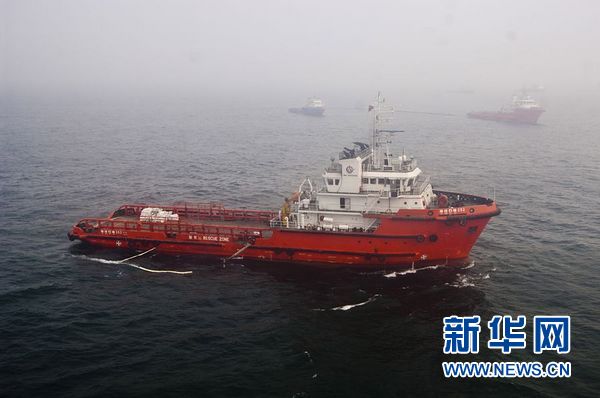 蓬莱19-3油田B平台海底出现新溢油点