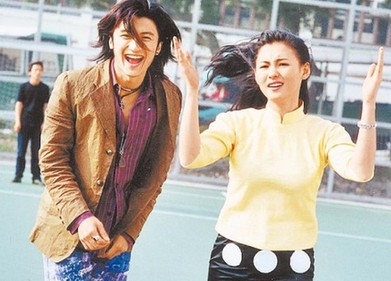 锋芝离婚剧前传：回头看爱情 童话充满谎言
