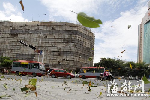 “南玛都”逼近福建沿海 今明将迎大风大雨