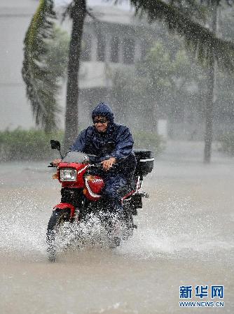 强台风“纳沙”登陆海南