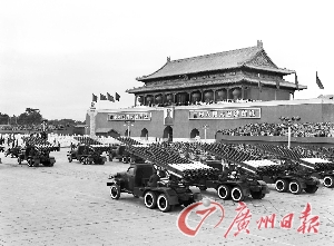 难忘那一抹中国红--不同年代的“红色印迹”