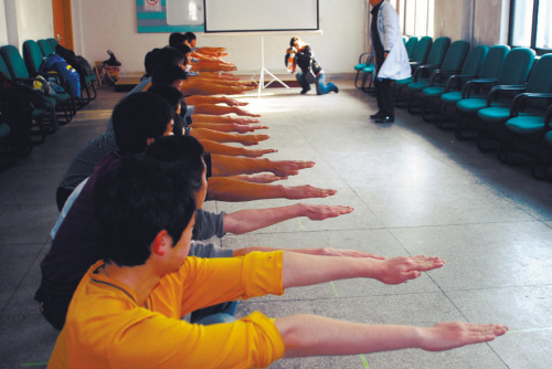 南航在辽招90名飞行学员 需2012年高中毕业生