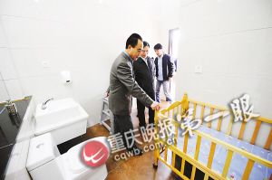 重庆主城公厕全部免费 星级厕所配备母婴房