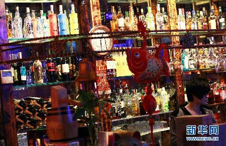 娱乐场所猫腻藏多少 揭开“假洋酒”的神秘面纱