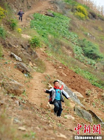 探访川汉源天梯尽头的古路村小