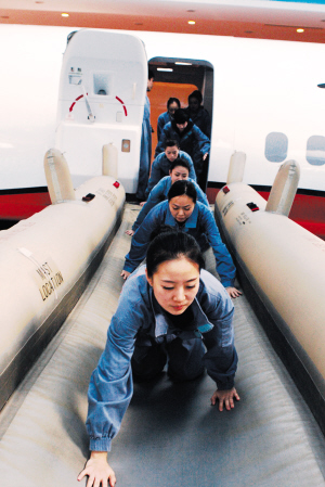实拍上海航空乘务训练中心