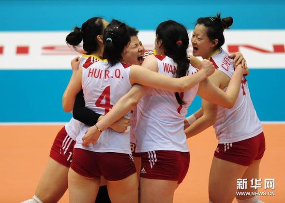 世界杯:中国女排决胜局逆转 3:2险胜日本