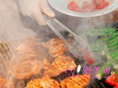 冬季烤肉5妙招 防上火拒发胖
