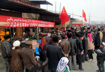 治区团委深化扶贫“四项举措” 助力和田沙漠腹地乡村“冬闲变冬忙”系列活动