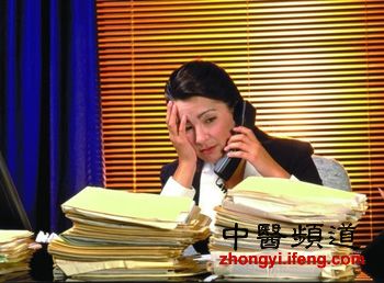 养生警惕：让女人迅速衰老的10大原因(图)