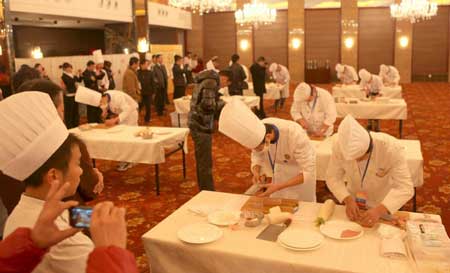 首届“星湖杯”烹饪技能大赛在南通开发区举行