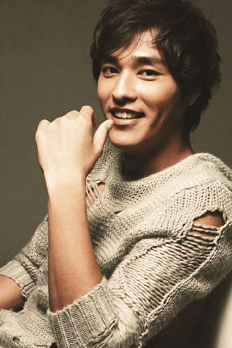 46岁蓝心湄恋32岁蓝正龙 经纪人大呼太扯 - 中国在线