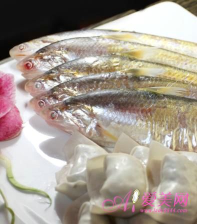 注意！吃鱼多吃6个部位(组图)