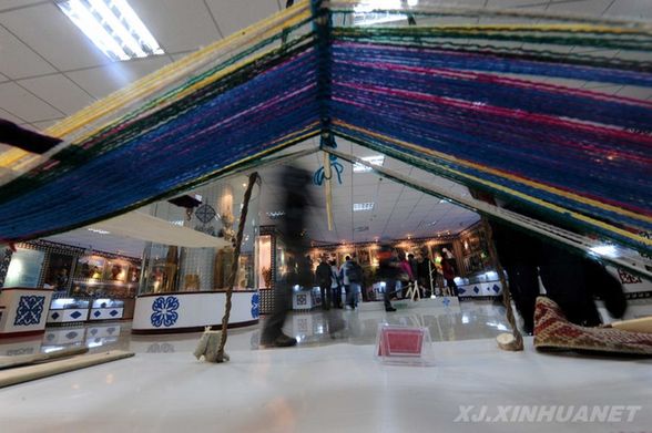 阿勒泰哈萨克族传统手工艺刺绣带来无限商机