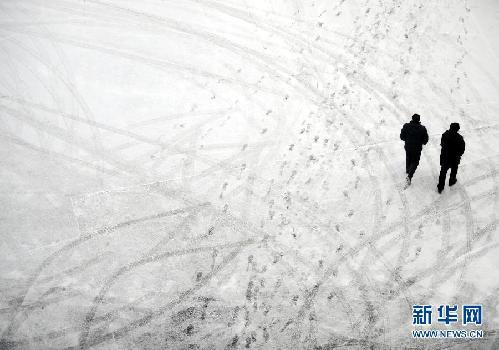 各地迎来2012年第一场雪